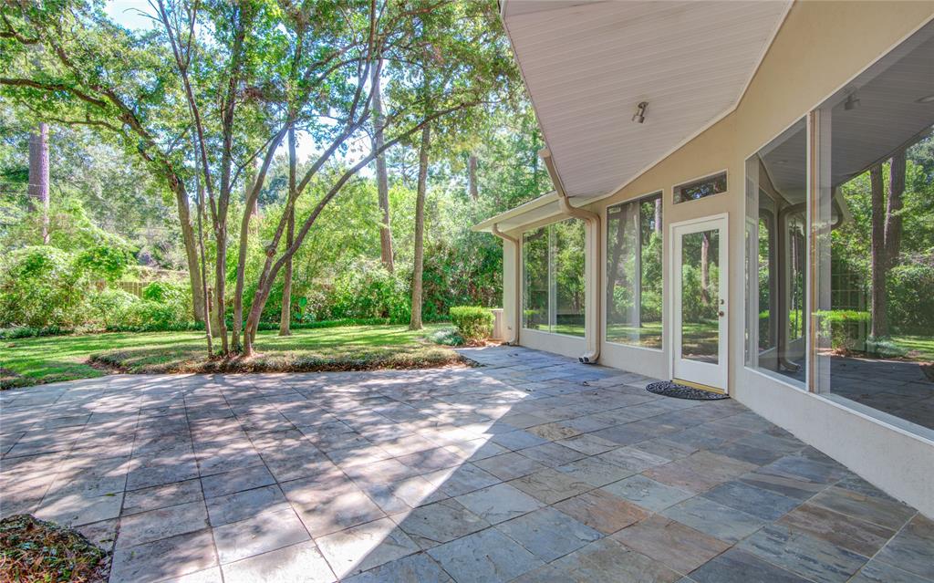 818 2 Chowning Road, Houston, Texas 77024, 5 Bedrooms Bedrooms, 17 Rooms Rooms,4 BathroomsBathrooms,Single-family,For Sale,Chowning,64803187