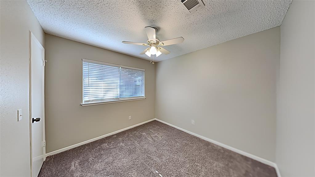 2 1 Lazy Morning Place, The Woodlands, Texas 77381, 3 Bedrooms Bedrooms, 3 Rooms Rooms,2 BathroomsBathrooms,Single-family,For Sale,Lazy Morning,58819799