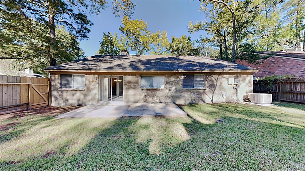 2 1 Lazy Morning Place, The Woodlands, Texas 77381, 3 Bedrooms Bedrooms, 3 Rooms Rooms,2 BathroomsBathrooms,Single-family,For Sale,Lazy Morning,58819799