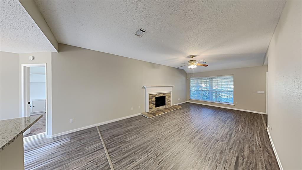 2 1 Lazy Morning Place, The Woodlands, Texas 77381, 3 Bedrooms Bedrooms, 3 Rooms Rooms,2 BathroomsBathrooms,Single-family,For Sale,Lazy Morning,58819799
