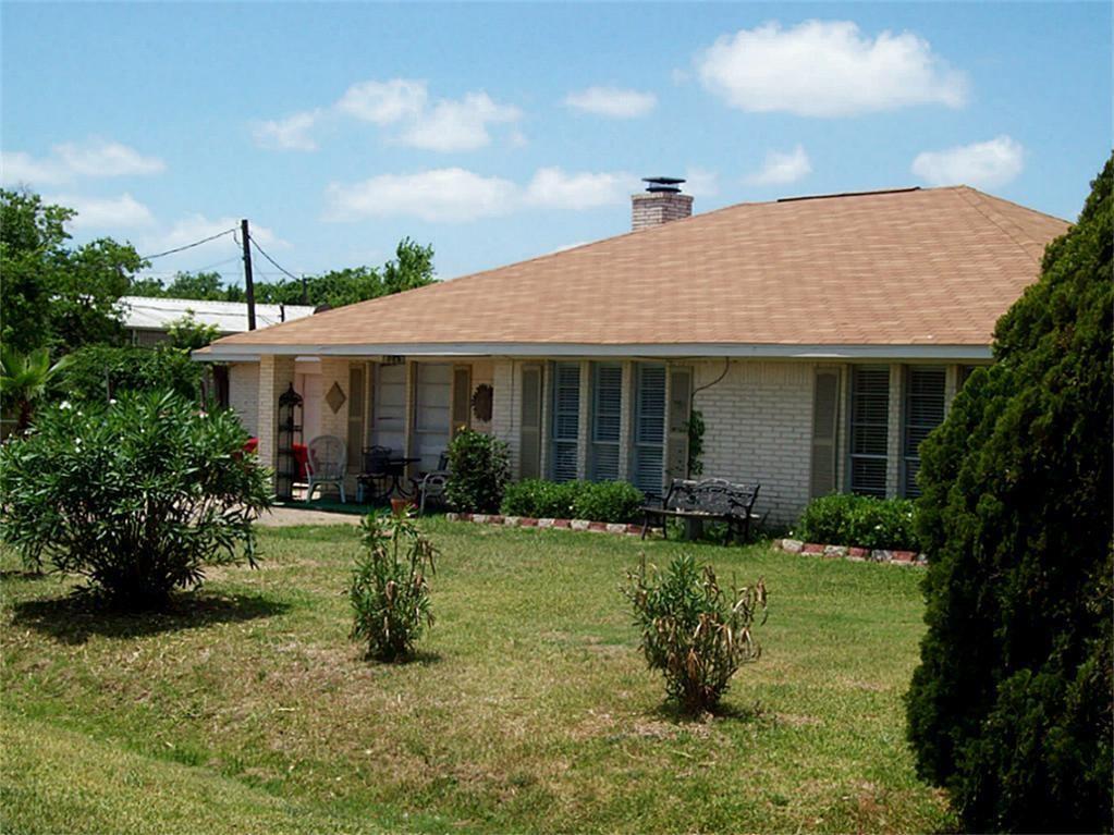 2607 Charles Lane