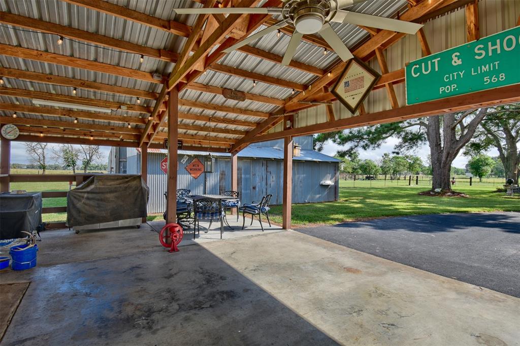 33515 1 Mayer Road, Waller, Texas 77484, 3 Bedrooms Bedrooms, 5 Rooms Rooms,2 BathroomsBathrooms,Country Homes/acreage,For Sale,Mayer,16633465