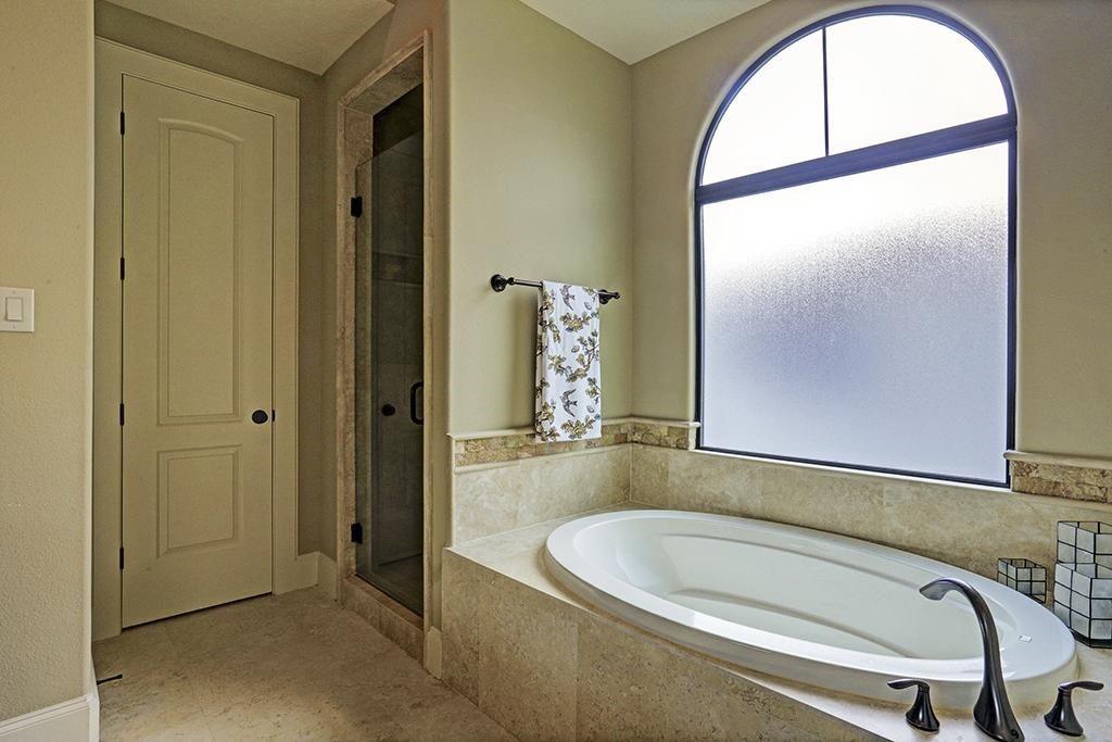 4317 3 Rose Street, Houston, Texas 77007, 3 Bedrooms Bedrooms, 7 Rooms Rooms,3 BathroomsBathrooms,Single-family,For Sale,Rose,81270662