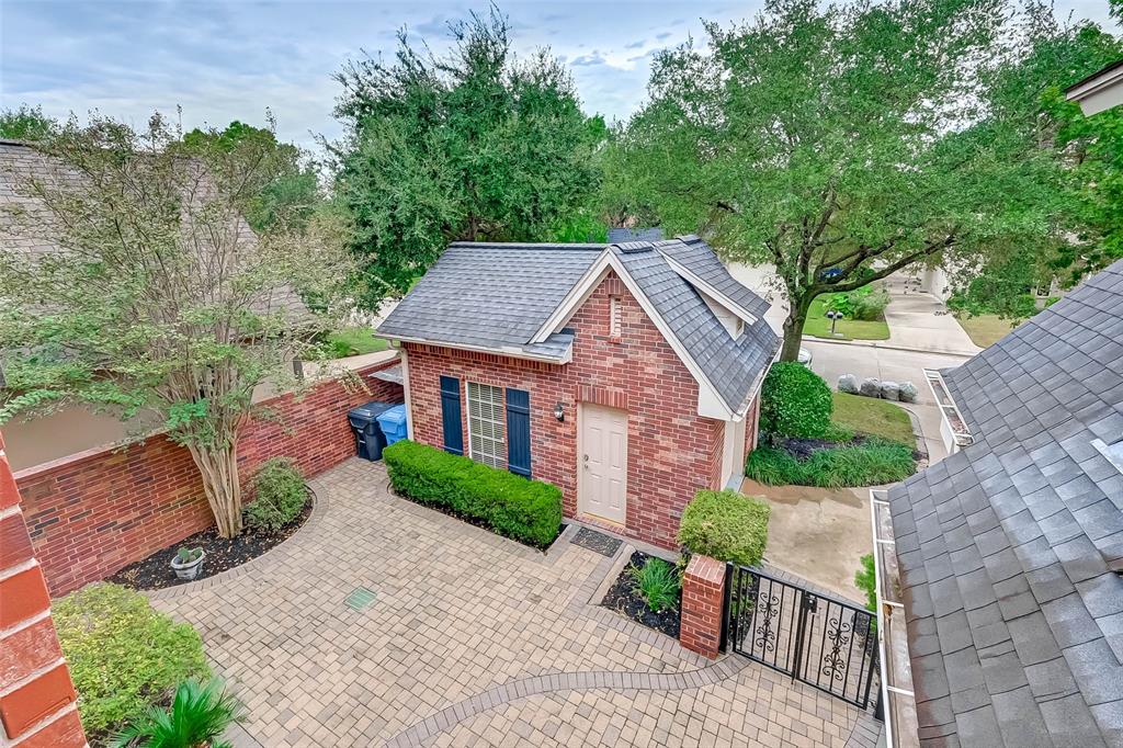 11413 2 Gallant Ridge Lane, Houston, Texas 77082, 4 Bedrooms Bedrooms, 13 Rooms Rooms,3 BathroomsBathrooms,Single-family,For Sale,Gallant Ridge,41140578