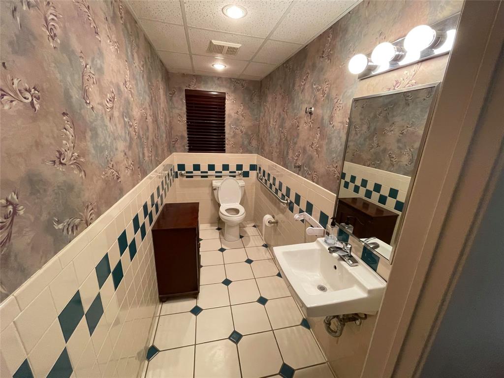 717 1 Cedar Bayou Road, Baytown, Texas 77520, 1 Bedroom Bedrooms, ,1 BathroomBathrooms,Multi-family,For Sale,Cedar Bayou,61677826