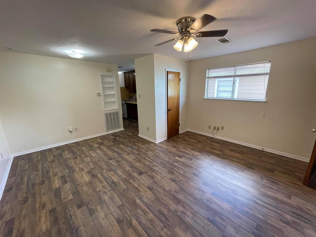 717 1 Cedar Bayou Road, Baytown, Texas 77520, 1 Bedroom Bedrooms, ,1 BathroomBathrooms,Multi-family,For Sale,Cedar Bayou,61677826