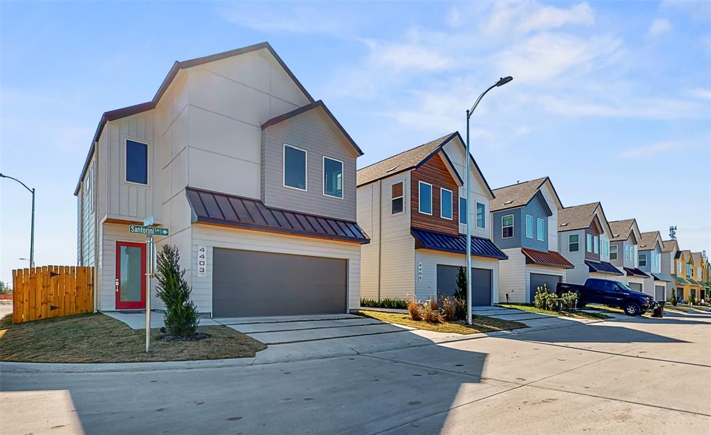 4420 2 Bora Bora Lane, Houston, Texas 77045, 3 Bedrooms Bedrooms, 3 Rooms Rooms,2 BathroomsBathrooms,Single-family,For Sale,Bora Bora Lane,58957075