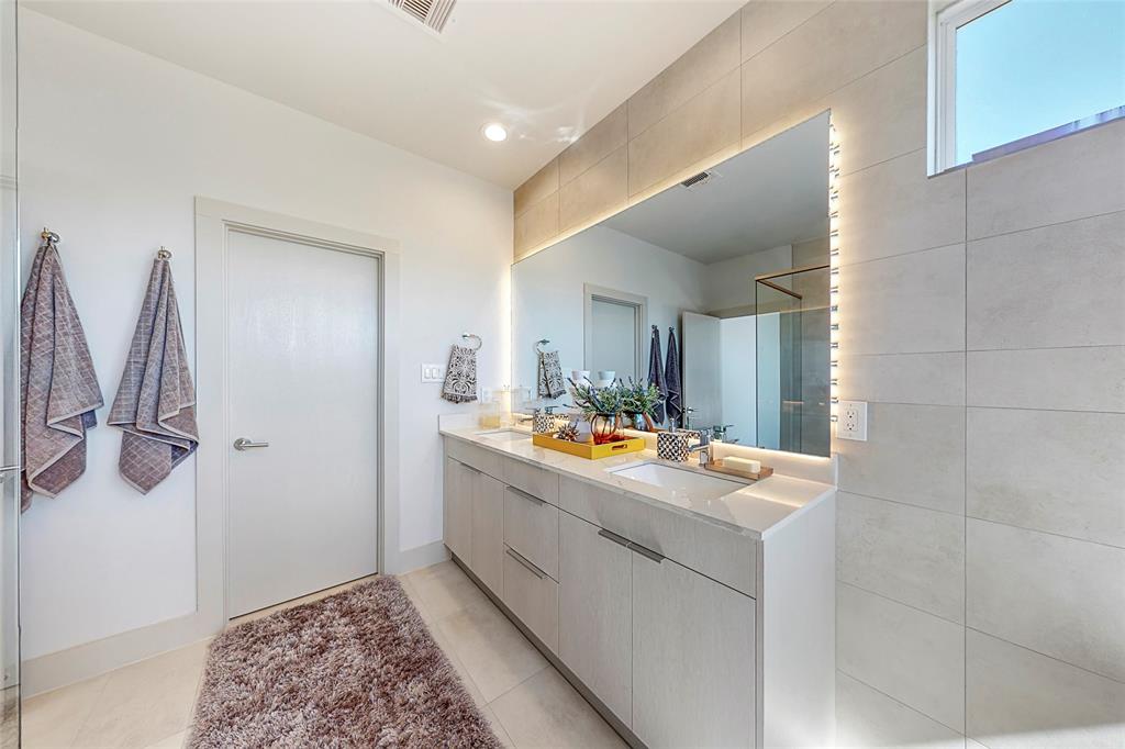 4420 2 Bora Bora Lane, Houston, Texas 77045, 3 Bedrooms Bedrooms, 3 Rooms Rooms,2 BathroomsBathrooms,Single-family,For Sale,Bora Bora Lane,58957075