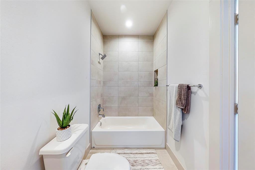 4420 2 Bora Bora Lane, Houston, Texas 77045, 3 Bedrooms Bedrooms, 3 Rooms Rooms,2 BathroomsBathrooms,Single-family,For Sale,Bora Bora Lane,58957075