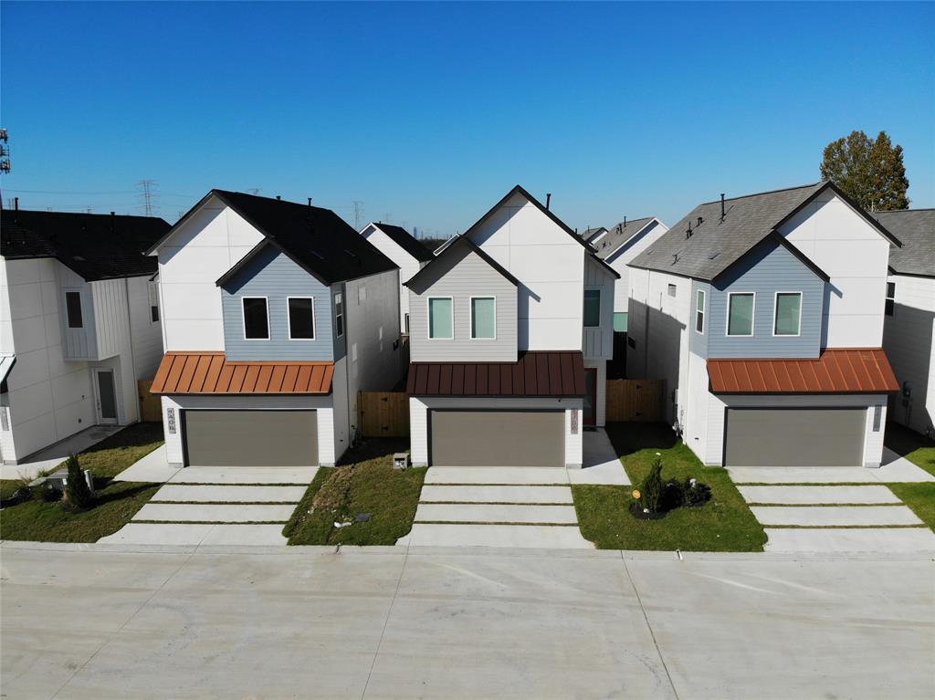4420 2 Bora Bora Lane, Houston, Texas 77045, 3 Bedrooms Bedrooms, 3 Rooms Rooms,2 BathroomsBathrooms,Single-family,For Sale,Bora Bora Lane,58957075
