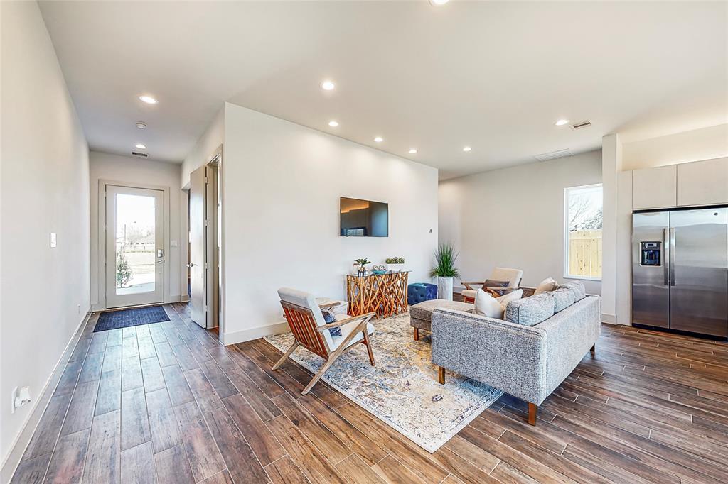 4420 2 Bora Bora Lane, Houston, Texas 77045, 3 Bedrooms Bedrooms, 3 Rooms Rooms,2 BathroomsBathrooms,Single-family,For Sale,Bora Bora Lane,58957075