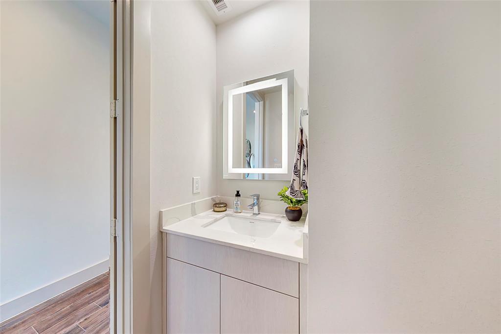 4420 2 Bora Bora Lane, Houston, Texas 77045, 3 Bedrooms Bedrooms, 3 Rooms Rooms,2 BathroomsBathrooms,Single-family,For Sale,Bora Bora Lane,58957075