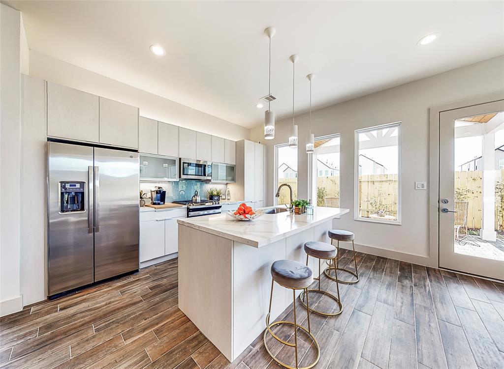 4420 2 Bora Bora Lane, Houston, Texas 77045, 3 Bedrooms Bedrooms, 3 Rooms Rooms,2 BathroomsBathrooms,Single-family,For Sale,Bora Bora Lane,58957075