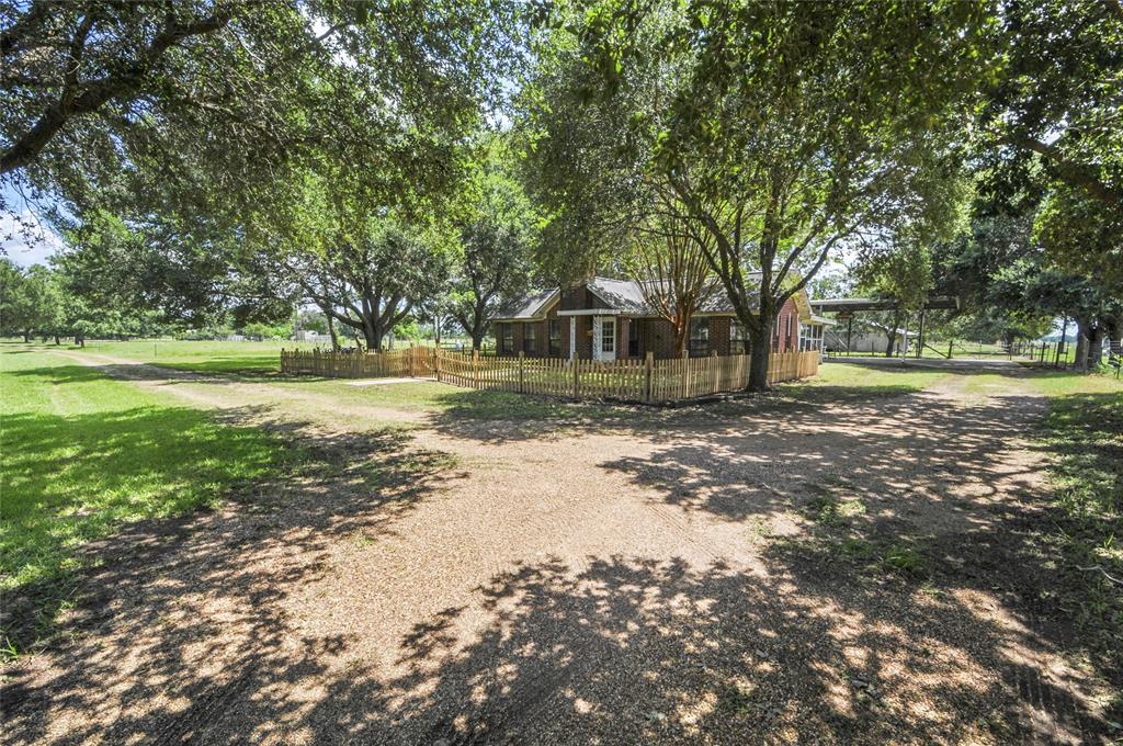 5047 1 Nails Road, Simonton, Texas 77476, 2 Bedrooms Bedrooms, 6 Rooms Rooms,2 BathroomsBathrooms,Country Homes/acreage,For Sale,Nails,19185709