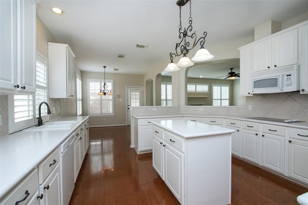 16414 2 Westwego Trail, Cypress, Texas 77429, 4 Bedrooms Bedrooms, 11 Rooms Rooms,3 BathroomsBathrooms,Single-family,For Sale,Westwego,68221258