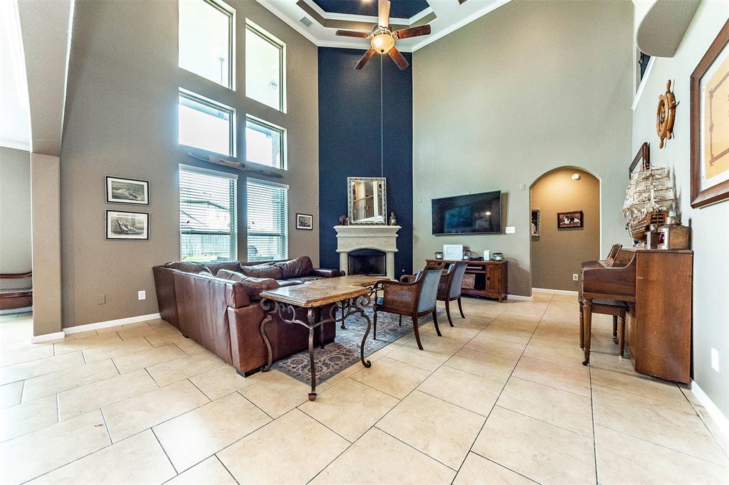 4631 2 Serrano Drive, League City, Texas 77573, 5 Bedrooms Bedrooms, 6 Rooms Rooms,3 BathroomsBathrooms,Single-family,For Sale,Serrano,64839055