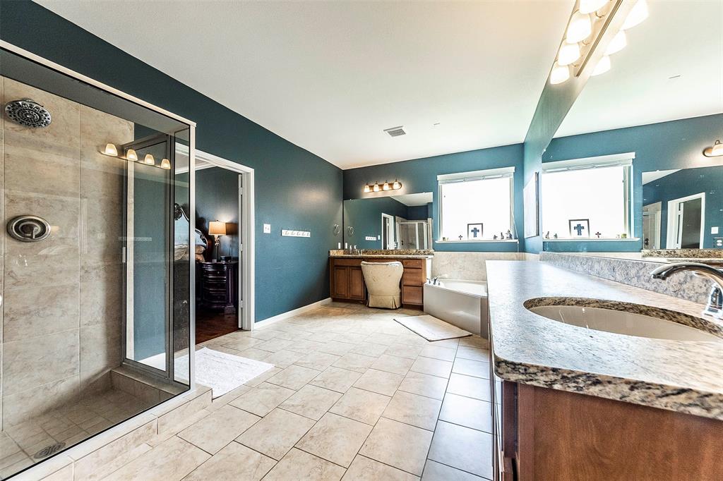 4631 2 Serrano Drive, League City, Texas 77573, 5 Bedrooms Bedrooms, 6 Rooms Rooms,3 BathroomsBathrooms,Single-family,For Sale,Serrano,64839055