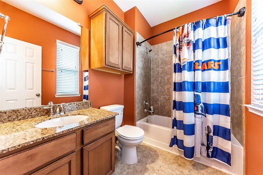 4631 2 Serrano Drive, League City, Texas 77573, 5 Bedrooms Bedrooms, 6 Rooms Rooms,3 BathroomsBathrooms,Single-family,For Sale,Serrano,64839055