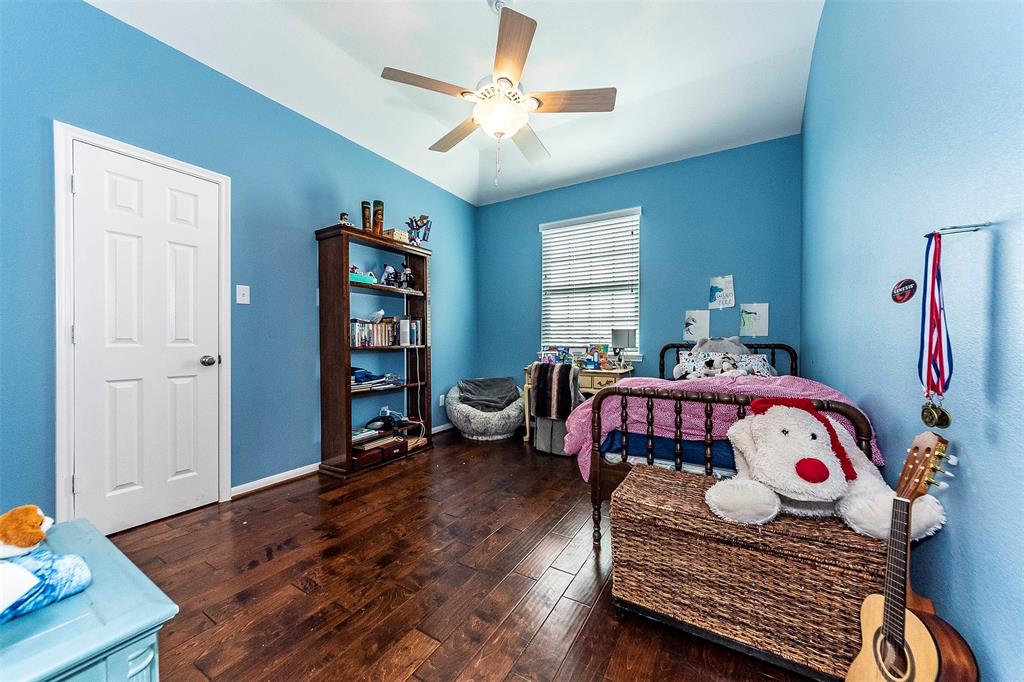 4631 2 Serrano Drive, League City, Texas 77573, 5 Bedrooms Bedrooms, 6 Rooms Rooms,3 BathroomsBathrooms,Single-family,For Sale,Serrano,64839055