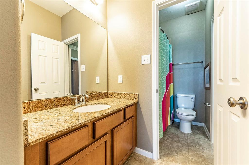 4631 2 Serrano Drive, League City, Texas 77573, 5 Bedrooms Bedrooms, 6 Rooms Rooms,3 BathroomsBathrooms,Single-family,For Sale,Serrano,64839055