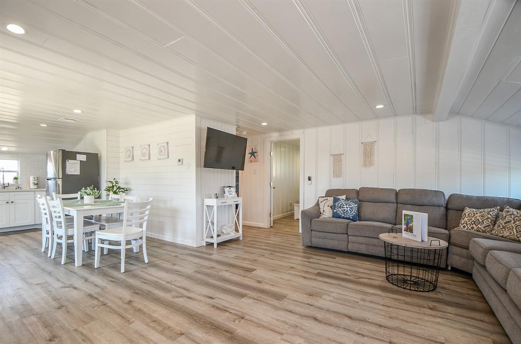 416 1 Seabean st Street, Surfside Beach, Texas 77541, 3 Bedrooms Bedrooms, 3 Rooms Rooms,2 BathroomsBathrooms,Single-family,For Sale,Seabean st,84310296