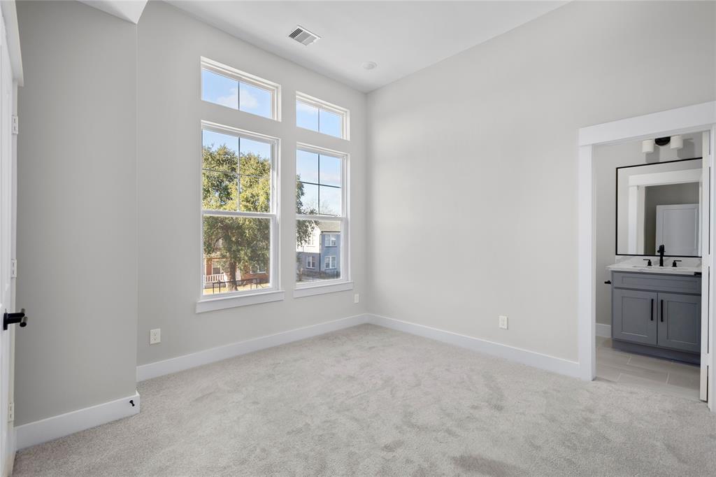 2809 2 Truxillo Street, Houston, Texas 77004, 3 Bedrooms Bedrooms, 6 Rooms Rooms,3 BathroomsBathrooms,Single-family,For Sale,Truxillo,52723211