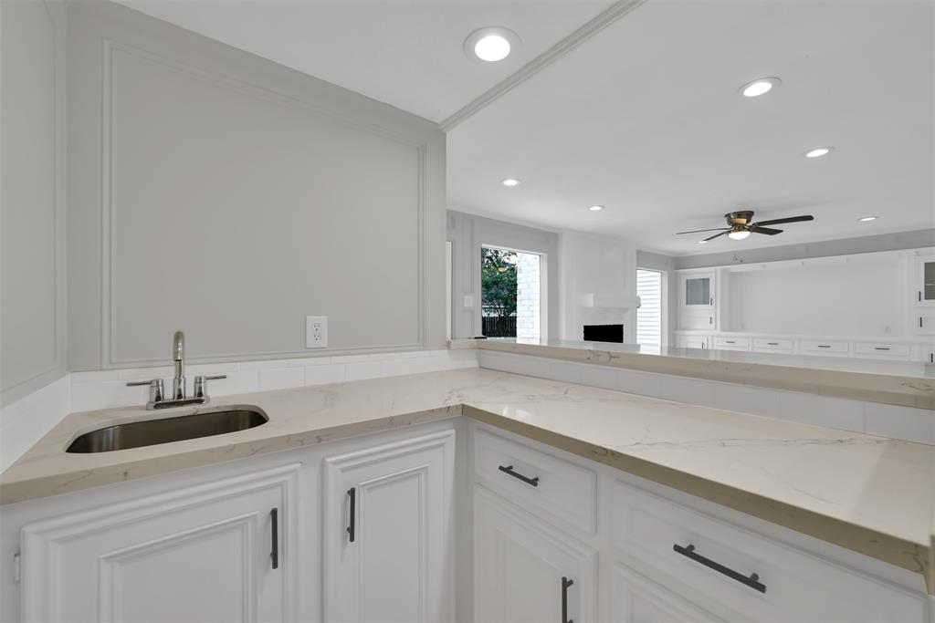 4707 2 Fox Hollow Court, Spring, Texas 77389, 6 Bedrooms Bedrooms, 9 Rooms Rooms,3 BathroomsBathrooms,Single-family,For Sale,Fox Hollow,72812693