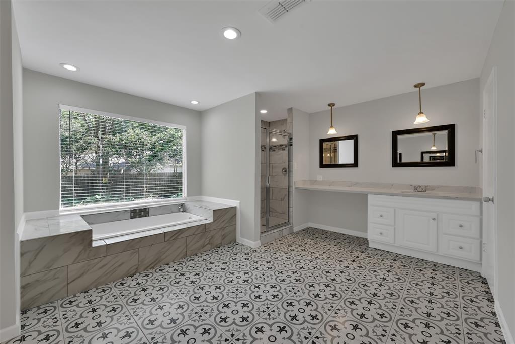 4707 2 Fox Hollow Court, Spring, Texas 77389, 6 Bedrooms Bedrooms, 9 Rooms Rooms,3 BathroomsBathrooms,Single-family,For Sale,Fox Hollow,72812693