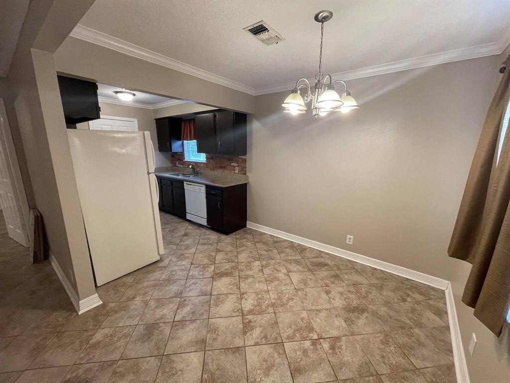 717 1 00 Road, Baytown, Texas 77520, 1 Bedroom Bedrooms, ,1 BathroomBathrooms,Multi-family,For Sale,00,44741634