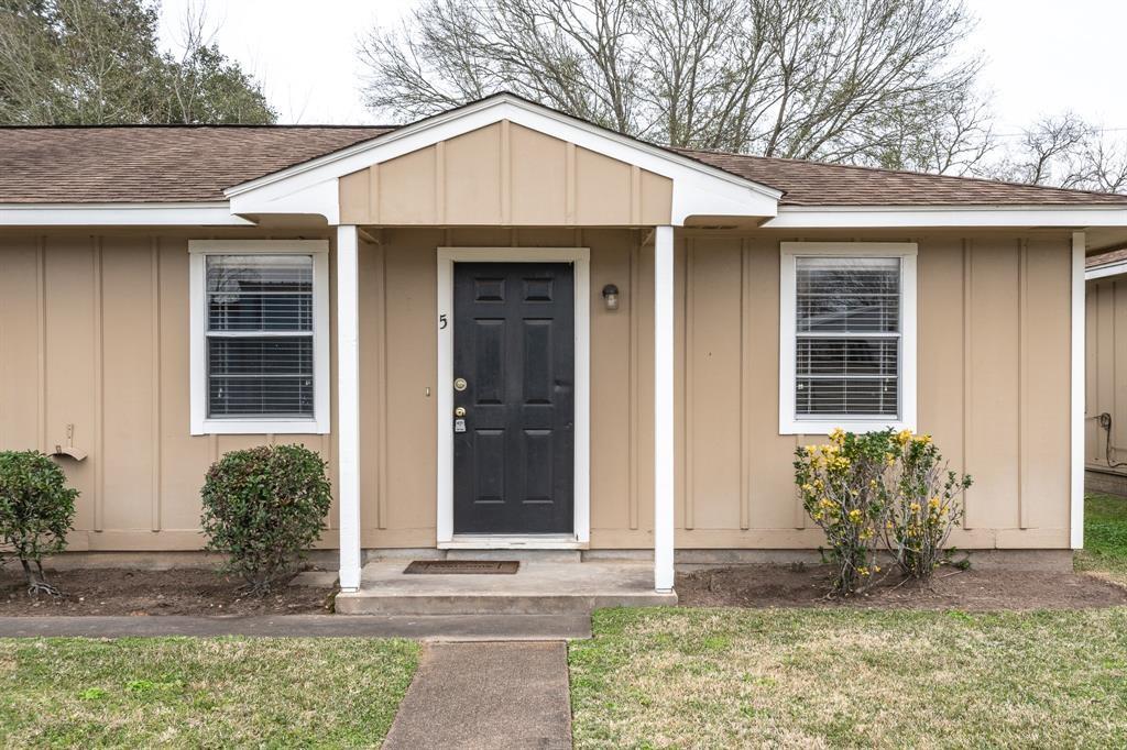 717 1 00 Road, Baytown, Texas 77520, 1 Bedroom Bedrooms, ,1 BathroomBathrooms,Multi-family,For Sale,00,44741634