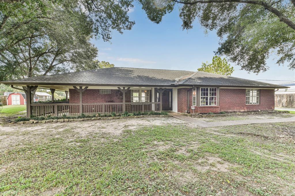 1820 1 Cherry Street, Tomball, Texas 77375, 3 Bedrooms Bedrooms, 6 Rooms Rooms,2 BathroomsBathrooms,Single-family,For Sale,Cherry,50440170