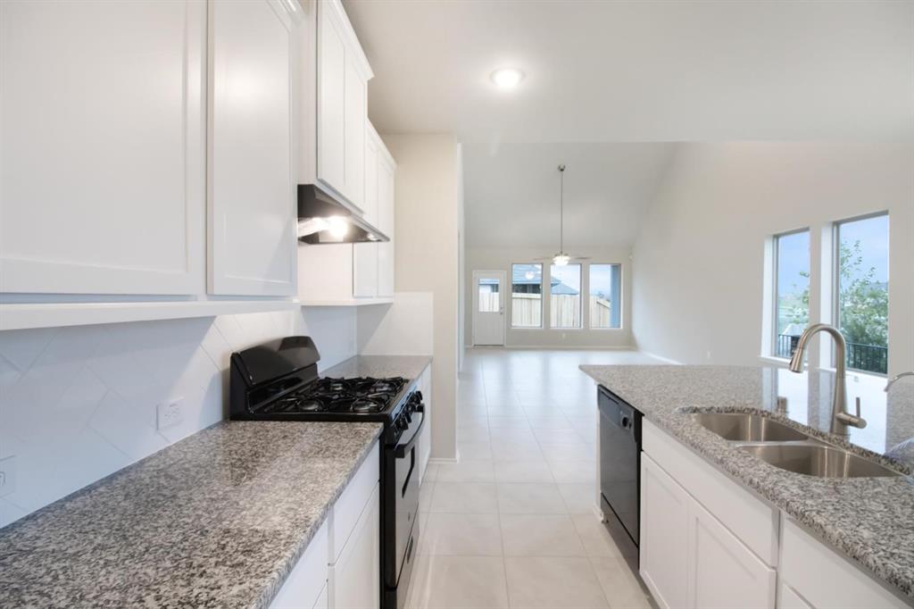 8802 2 Star Gaze Court, Richmond, Texas 77407, 4 Bedrooms Bedrooms, 8 Rooms Rooms,3 BathroomsBathrooms,Single-family,For Sale,Star Gaze,56327815