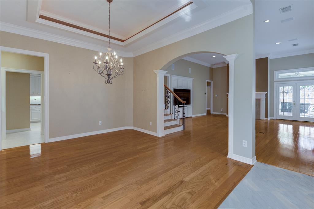 1316 2 Whispering Pines Drive, Houston, Texas 77055, 3 Bedrooms Bedrooms, 11 Rooms Rooms,2 BathroomsBathrooms,Single-family,For Sale,Whispering Pines,58109724