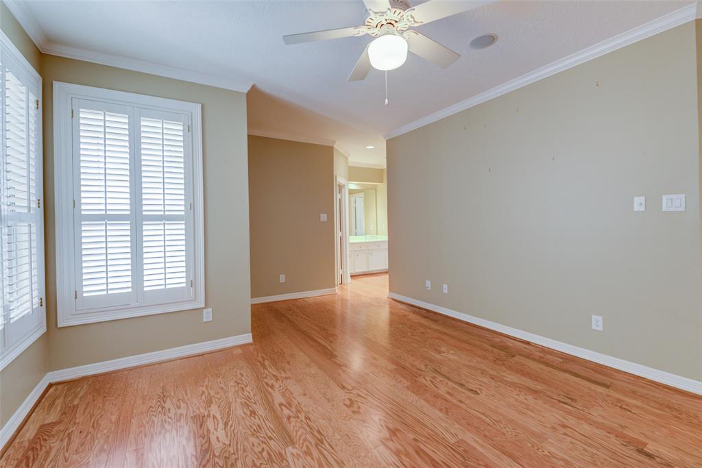 1316 2 Whispering Pines Drive, Houston, Texas 77055, 3 Bedrooms Bedrooms, 11 Rooms Rooms,2 BathroomsBathrooms,Single-family,For Sale,Whispering Pines,58109724