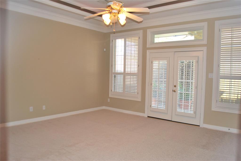 1316 2 Whispering Pines Drive, Houston, Texas 77055, 3 Bedrooms Bedrooms, 11 Rooms Rooms,2 BathroomsBathrooms,Single-family,For Sale,Whispering Pines,58109724