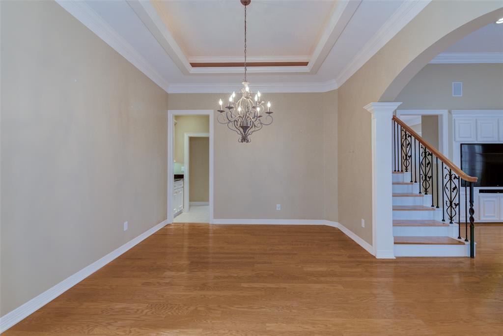 1316 2 Whispering Pines Drive, Houston, Texas 77055, 3 Bedrooms Bedrooms, 11 Rooms Rooms,2 BathroomsBathrooms,Single-family,For Sale,Whispering Pines,58109724