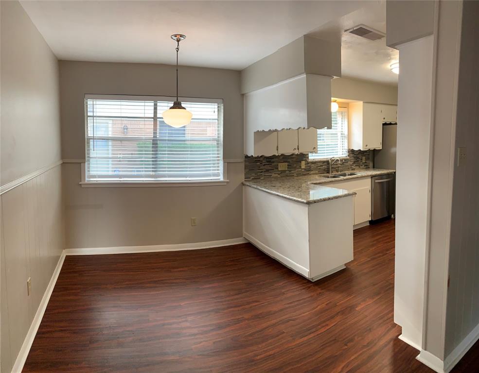 2210 1 Droxford Drive, Houston, Texas 77008, 3 Bedrooms Bedrooms, 3 Rooms Rooms,2 BathroomsBathrooms,Single-family,For Sale,Droxford,85040506