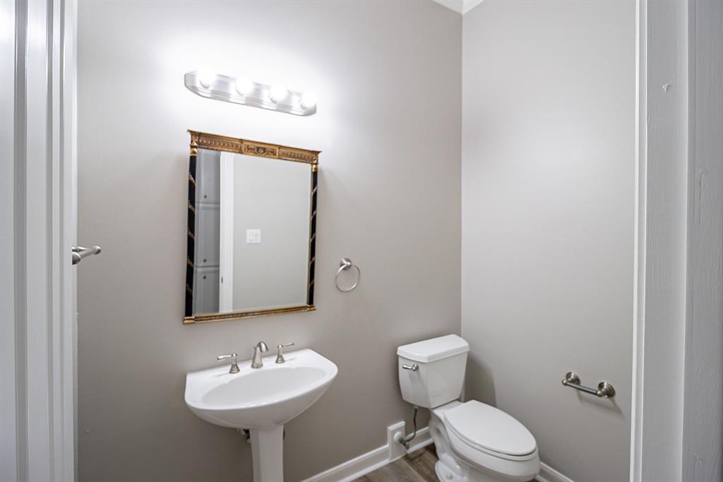 1710 2 Westshore Drive, Houston, Texas 77094, 5 Bedrooms Bedrooms, 5 Rooms Rooms,4 BathroomsBathrooms,Single-family,For Sale,Westshore,89463196