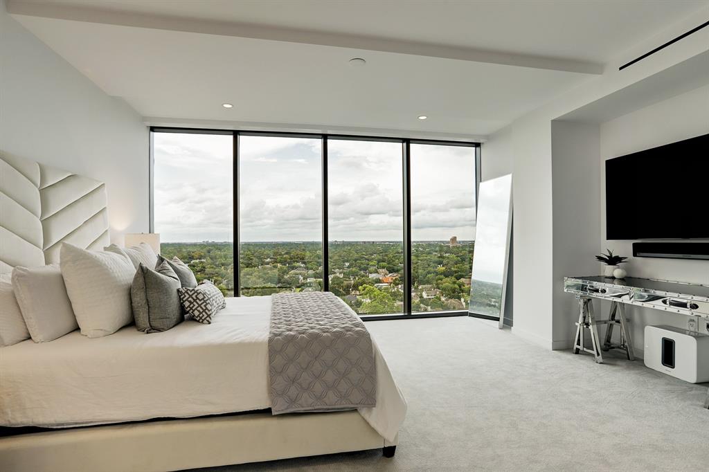 3433 Westheimer Road, Houston, Texas 77027, 2 Bedrooms Bedrooms, 8 Rooms Rooms,2 BathroomsBathrooms,Mid/hi-rise Condo,For Sale,THE RIVER OAKS,Westheimer,87301239
