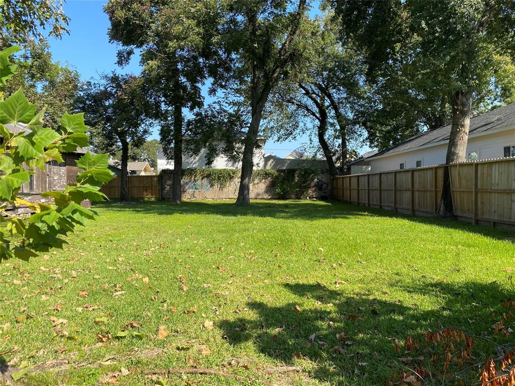 121 Amundsen Street, Houston, Texas 77009, ,Lots,For Sale,Amundsen,36051938