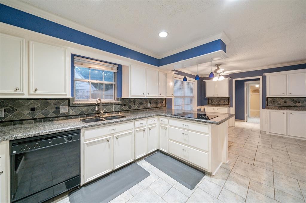 16118 2 Hexham Drive, Spring, Texas 77379, 6 Bedrooms Bedrooms, 6 Rooms Rooms,2 BathroomsBathrooms,Single-family,For Sale,Hexham,71967684