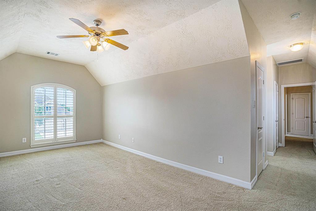 1554 2 Moncrey Avenue, League City, Texas 77573, 5 Bedrooms Bedrooms, 5 Rooms Rooms,3 BathroomsBathrooms,Single-family,For Sale,Moncrey,19732662