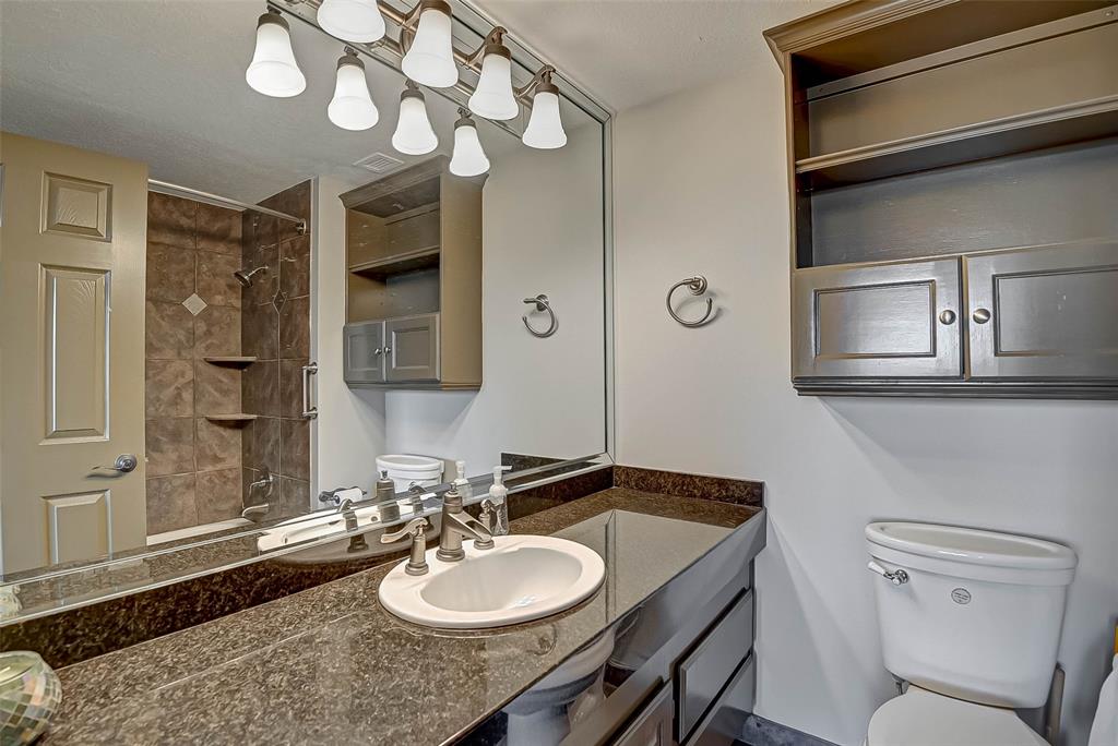 14655 Champion Forest Drive, Houston, Texas 77069, 2 Bedrooms Bedrooms, 5 Rooms Rooms,3 BathroomsBathrooms,Mid/hi-rise Condo,For Sale,TIMBER TOP,Champion Forest,74063103