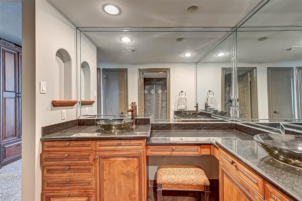 14655 Champion Forest Drive, Houston, Texas 77069, 2 Bedrooms Bedrooms, 5 Rooms Rooms,3 BathroomsBathrooms,Mid/hi-rise Condo,For Sale,TIMBER TOP,Champion Forest,74063103