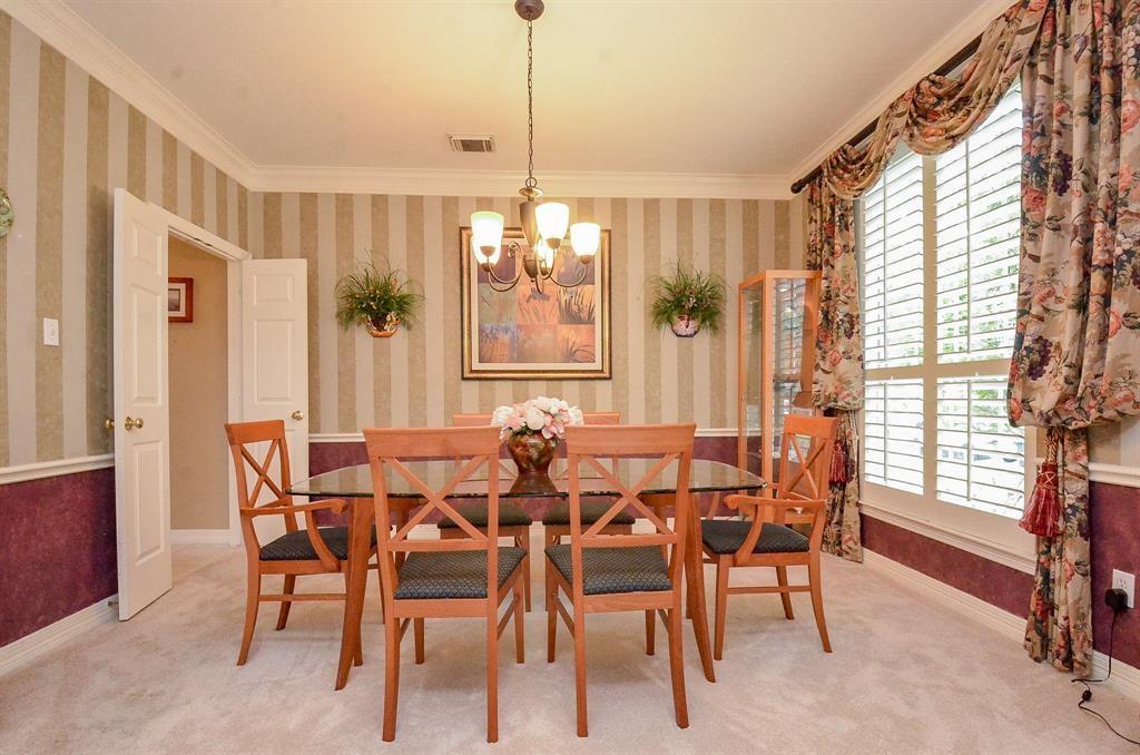 1946 2 Crisfield Drive, Sugar Land, Texas 77479, 4 Bedrooms Bedrooms, 12 Rooms Rooms,3 BathroomsBathrooms,Single-family,For Sale,Crisfield,55027945