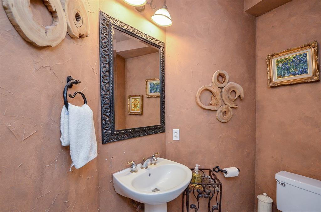1946 2 Crisfield Drive, Sugar Land, Texas 77479, 4 Bedrooms Bedrooms, 12 Rooms Rooms,3 BathroomsBathrooms,Single-family,For Sale,Crisfield,55027945
