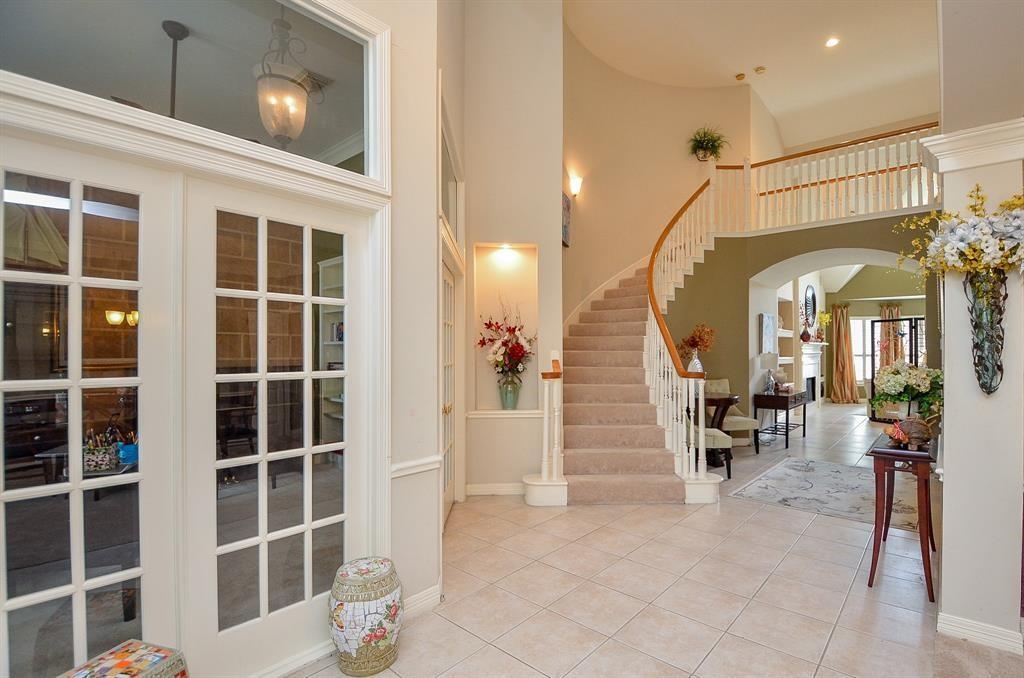 1946 2 Crisfield Drive, Sugar Land, Texas 77479, 4 Bedrooms Bedrooms, 12 Rooms Rooms,3 BathroomsBathrooms,Single-family,For Sale,Crisfield,55027945