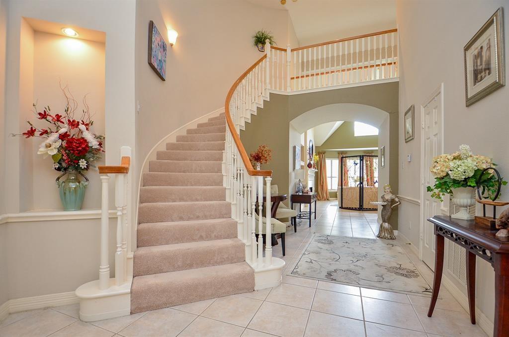 1946 2 Crisfield Drive, Sugar Land, Texas 77479, 4 Bedrooms Bedrooms, 12 Rooms Rooms,3 BathroomsBathrooms,Single-family,For Sale,Crisfield,55027945