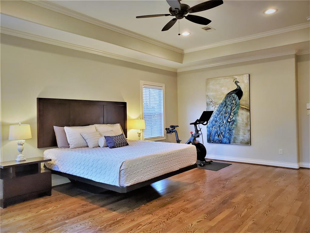 1405 2 Regalia Court, Houston, Texas 77055, 3 Bedrooms Bedrooms, 7 Rooms Rooms,3 BathroomsBathrooms,Single-family,For Sale,Regalia,5132287