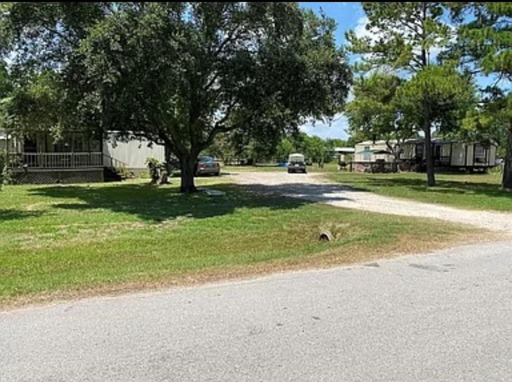 2219 1 County Road 174, Rosharon, Texas 77583, ,Country Homes/acreage,For Sale,County Road 174,76864885